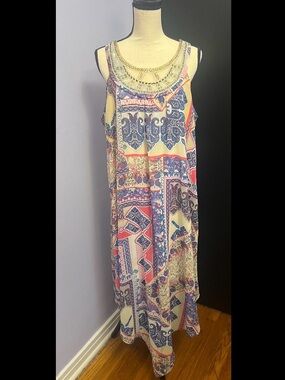 Boutique Handkerchief Sleeveless Maxi Dress